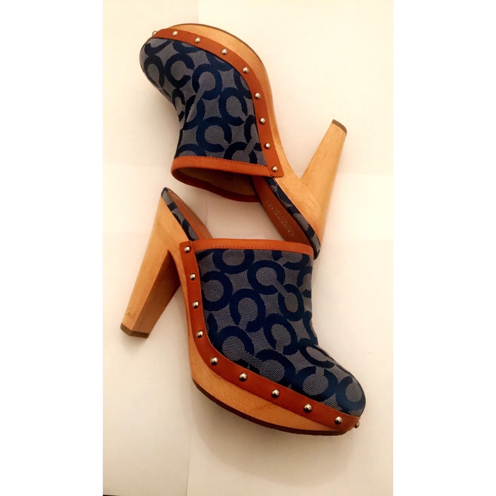 💙💙Brand NEW COACH JEAN CLOGS 💙💙